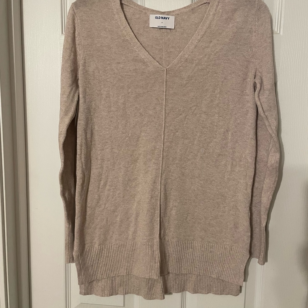 Ladies Old Navy beige sweater size small